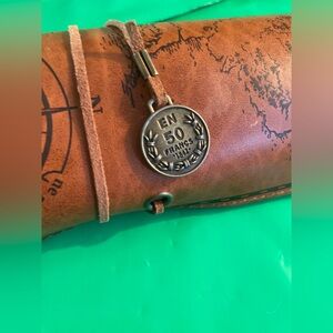 Ergonomic Crochet Hooks 11 PC with wrap Case/accessories Beginners EUC